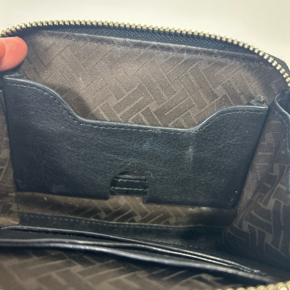 Cole Haan black leather zip wallet wristlet - Picture 5 of 9
